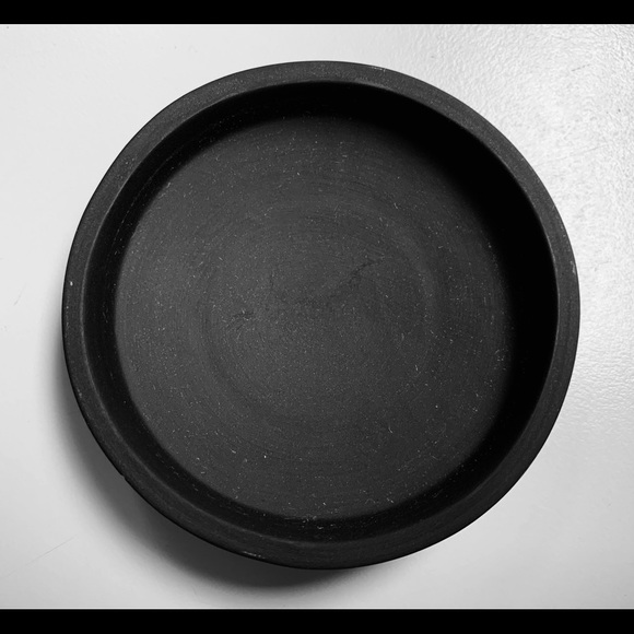 Black Basalt Wedgwood Cherub Bisque Round Box - Picture 5 of 7